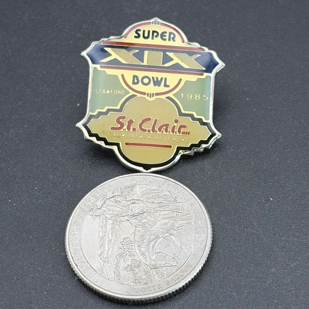 Super Bowl XIX‎ NFL Football St. Clair Shuttle Bus Lapel Hat Pin